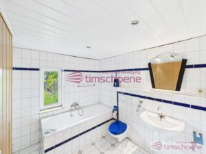Badezimmer EG