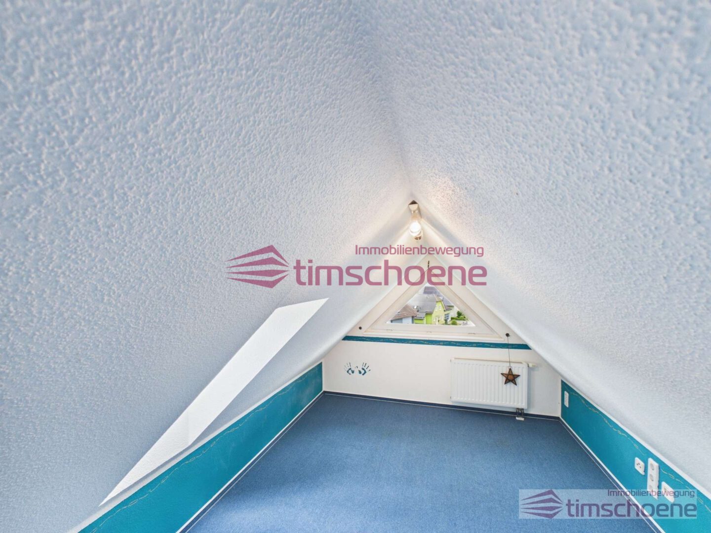 Schlafzimmer DG