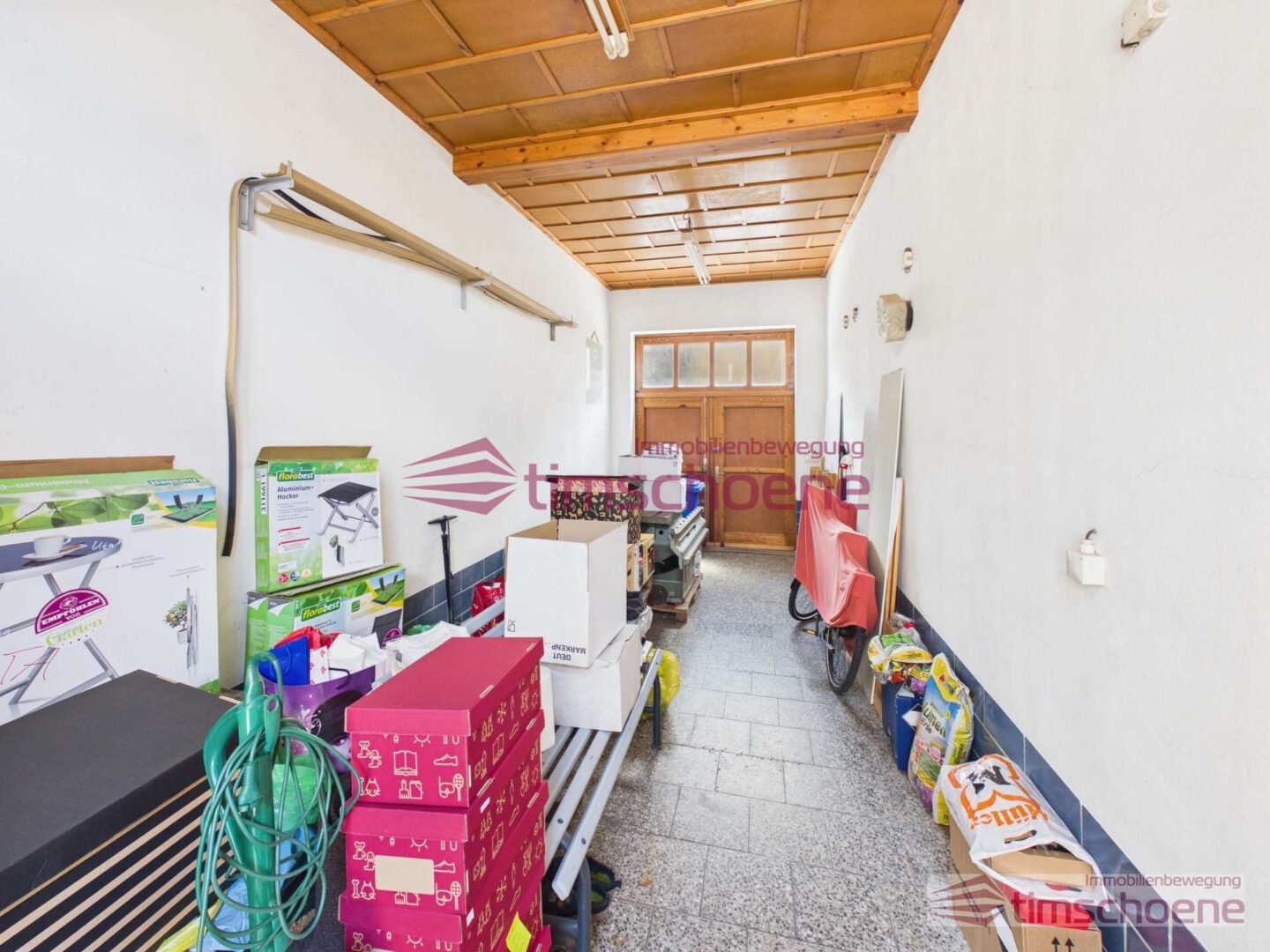 Garage innen