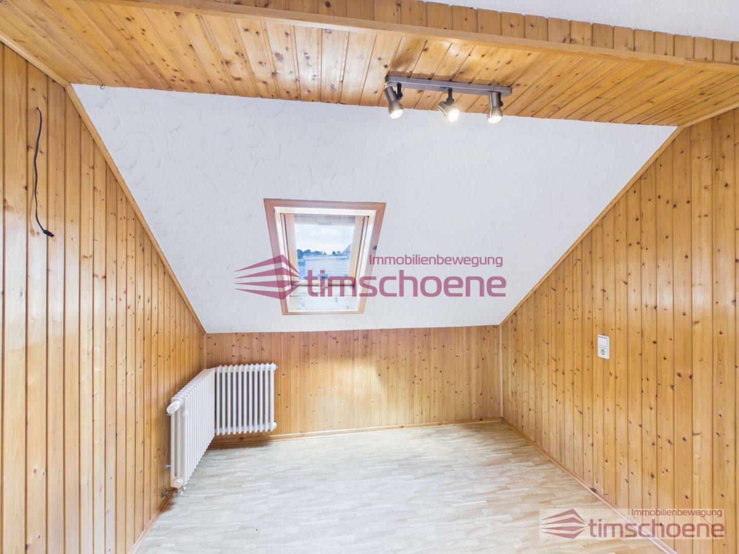 Schlafzimmer DG